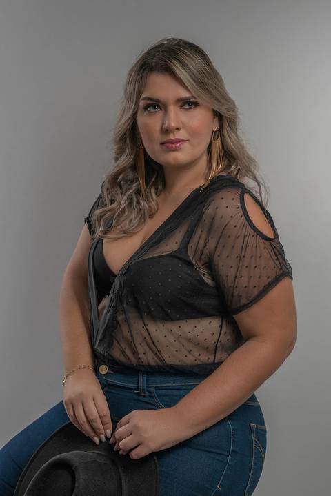 moda intima. Jessika Cari modelo plus size. moda plus size. Del Valle Moda Intima. Fotografo de Moda. fotografo de moda. moda lingerie. moda feminina. mulheres plus size. body positive. mulher plus. plus size moda. fotografo da região. fotografo plus size'