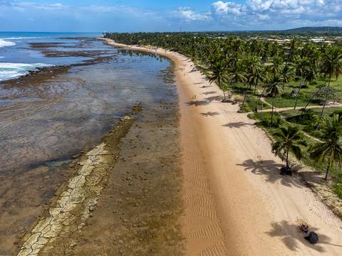 condominio-vila-dos-ipês-praia-do-forte-ba'