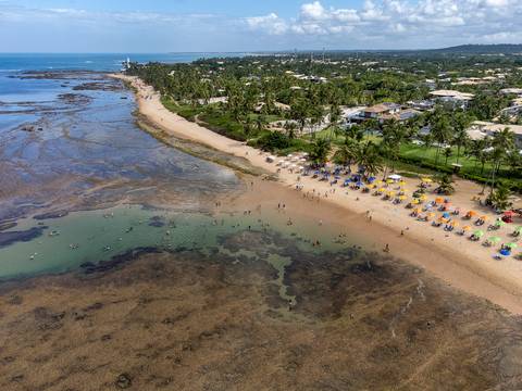 condominio-vila-dos-ipês-praia-do-forte-ba'