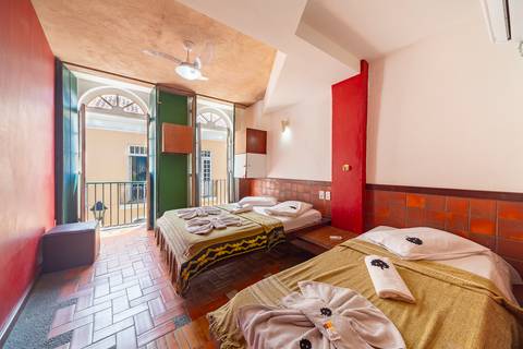 hostel-laranjeiras-pelourinho-bahia-brasil'