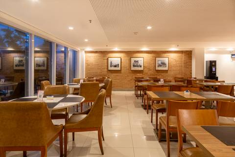 hotel-intercity-aeroporto-lauro-de-freitas-ba'