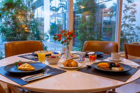 hotel-intercity-aeroporto-lauro-de-freitas-ba'