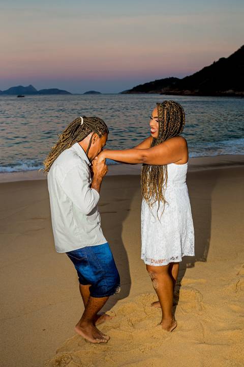 pre wedding praia vermelha - larissa e almir'