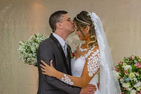 Casamento de Gustavo e Rita na Igreja Evangélica Vida - Serra - ES'
