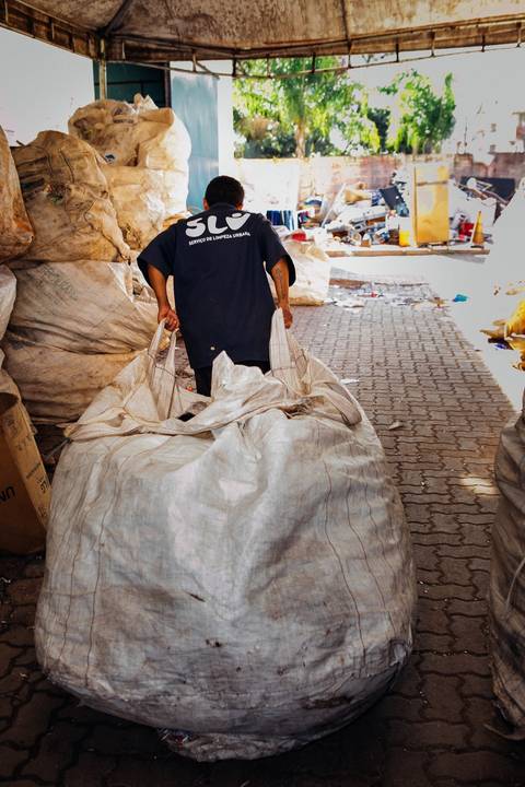 COOPERATIVA DE RECICLAGEM'