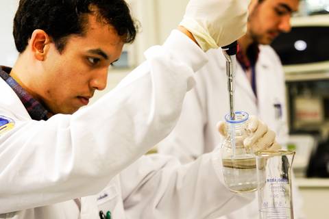 LABORATÓRIO DE BIOLOGIA MOLECULAR'