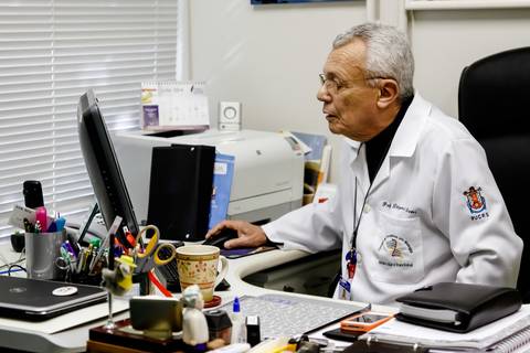 LABORATÓRIO DE BIOLOGIA MOLECULAR'