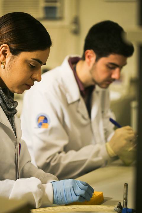 LABORATÓRIO DE BIOLOGIA MOLECULAR'