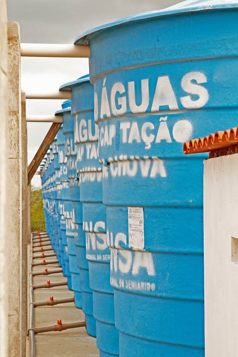 PROJETO ÁGUAS - SISTEMA DE CAPTAÇÃO DAS ÁGUAS DA CHUVA'