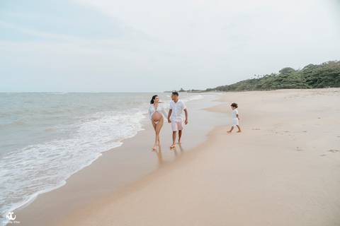 fotografia de gestante na praia'