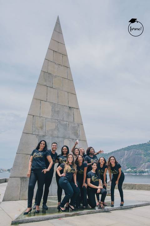 fotos-de-formatura-grupo-rj-ensaio-externo-direito-ri-colacao-graduacao'