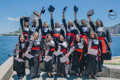 fotos-de-formatura-grupo-rj-ensaio-externo-direito'