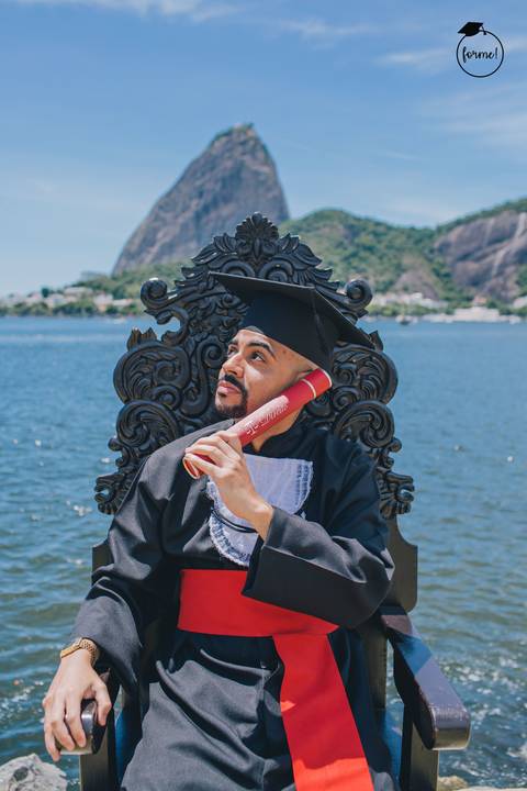 Fotos-de-formatura-criativa-ensaio-externo-rj-aterro-do-flamengo-poses-individual-cadeira-formatura-rj-formandos-administracao-humanos-adm-design-psicologia-nutricao-enfermagem-edfisica-medicina-direito'