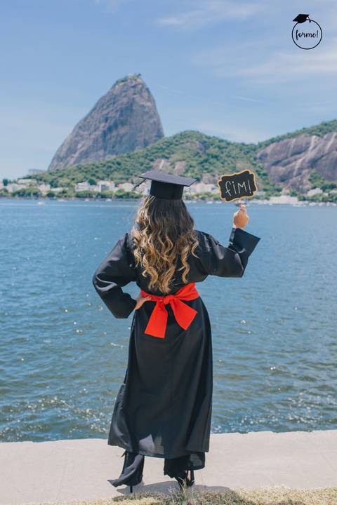 Fotos-de-formatura-criativa-ensaio-externo-rj-aterro-do-flamengo-poses-individual-cadeira-formatura-rj-formandos-administracao-humanos-adm-design-psicologia-nutricao-enfermagem-edfisica-medicina-direito'