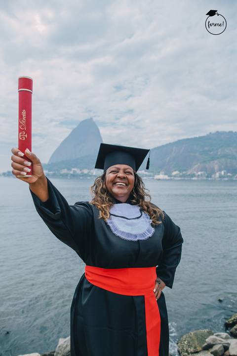 Fotos-de-formatura-rj-criativa-ensaio-externo-rj-aterro-do-flamengo-poses-individual-cadeira-formatura-rj-formandos-administracao-humanos-adm-design-psicologia-nutricao-enfermagem-edfisica-medicina-direito'