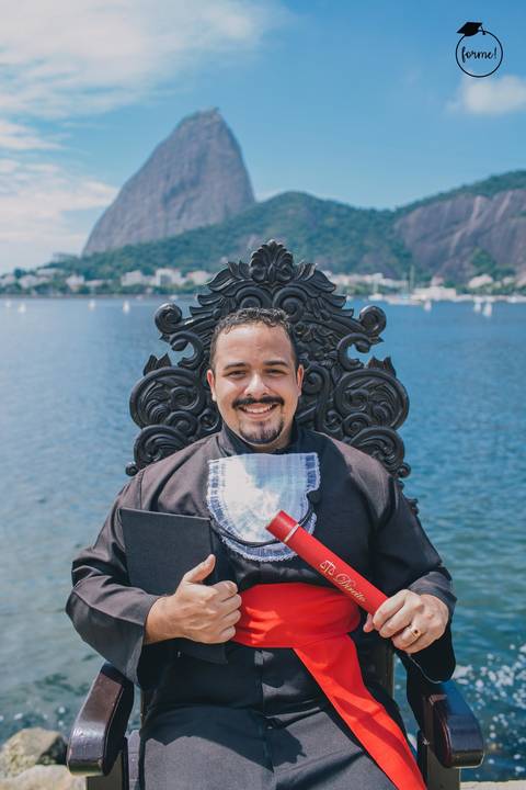 Fotos-de-formatura-rj-criativa-ensaio-externo-rj-aterro-do-flamengo-poses-individual-cadeira-formatura-rj-formandos-administracao-humanos-adm-design-psicologia-nutricao-enfermagem-edfisica-medicina-direito'