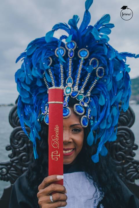 Fotos-de-formatura-rj-criativa-ensaio-externo-rj-aterro-do-flamengo-poses-individual-cadeira-formatura-rj-formandos-administracao-humanos-adm-design-psicologia-nutricao-enfermagem-edfisica-medicina-direito'