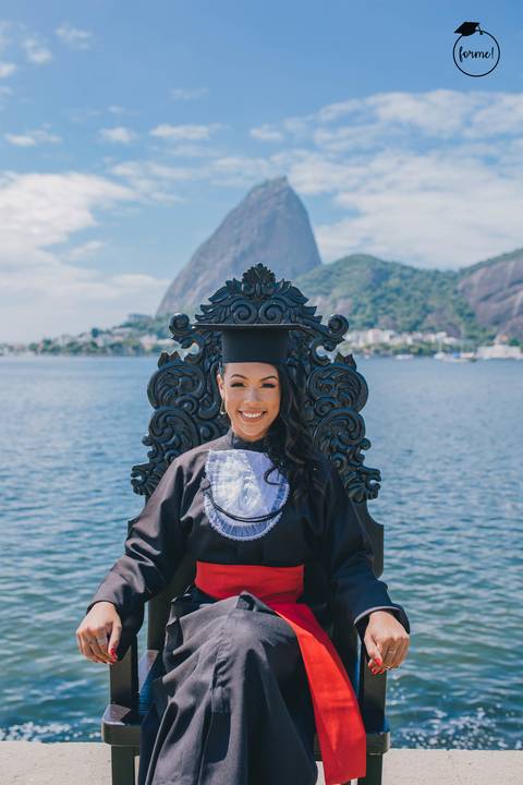 Fotos-de-formatura-rj-criativa-ensaio-externo-rj-aterro-do-flamengo-poses-individual-cadeira-formatura-rj-formandos-administracao-humanos-adm-design-psicologia-nutricao-enfermagem-edfisica-medicina-direito'