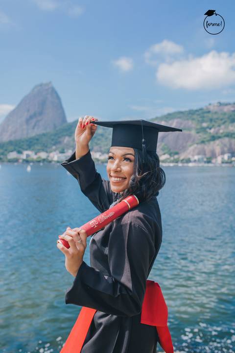 Fotos-de-formatura-rj-criativa-ensaio-externo-rj-aterro-do-flamengo-poses-individual-cadeira-formatura-rj-formandos-administracao-humanos-adm-design-psicologia-nutricao-enfermagem-edfisica-medicina-direito'