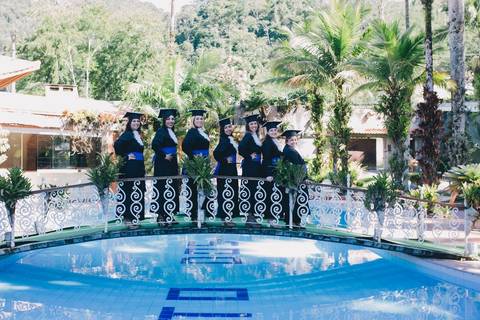 Foto-de-formatura-recreio-rj-beca-formantes-piscina'