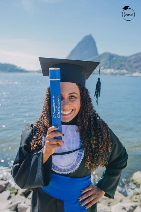 Fotos-de-formatura-criativa-ensaio-externo-aterro-do-flamengo-poses-individual-cadeira-formatura-rj-formandos-administracao-humanos-adm-design'