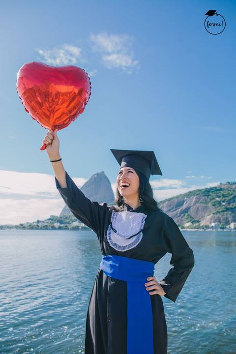 Fotos-de-formatura-criativa-ensaio-externo-aterro-do-flamengo-poses-individual-cadeira-formatura-rj-formandos-administracao-humanos-adm-design'
