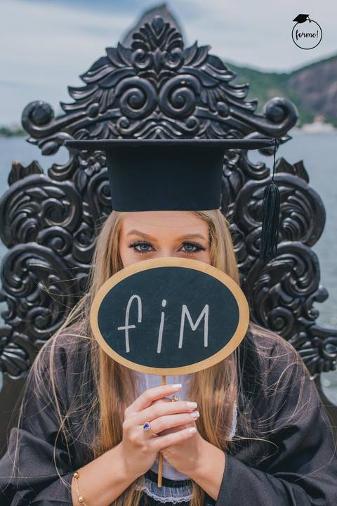 Fotos-de-formatura-criativa-ensaio-externo-aterro-do-flamengo-poses-individual-cadeira-formatura-rj-formandos-administracao-humanos-adm-design-psicologia-turismo-adm'