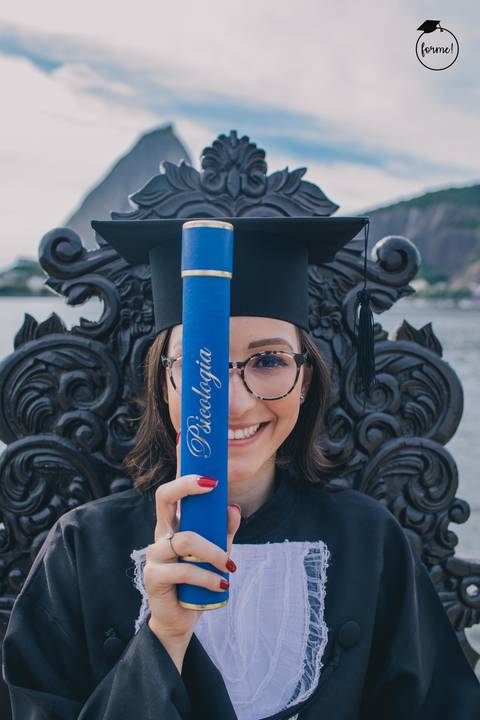 Fotos-de-formatura-criativa-ensaio-externo-aterro-do-flamengo-poses-individual-cadeira-formatura-rj-formandos-administracao-humanos-adm-design-psicologia-turismo-adm'