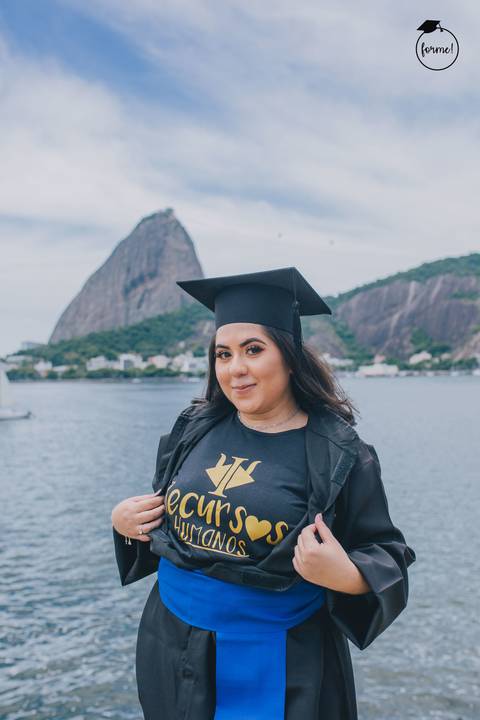 Fotos-de-formatura-criativa-ensaio-externo-aterro-do-flamengo-poses-individual-cadeira-formatura-rj-formandos-administracao-humanos-adm-design-psicologia-turismo-adm'