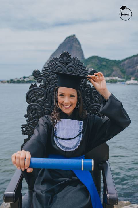 Fotos-de-formatura-criativa-ensaio-externo-aterro-do-flamengo-poses-individual-cadeira-formatura-rj-formandos-administracao-humanos-adm-design-psicologia-turismo-adm'