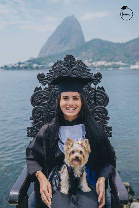 Fotos-de-formatura-criativa-ensaio-externo-aterro-do-flamengo-poses-individual-cadeira-formatura-rj-formandos-administracao-humanos-adm-design'