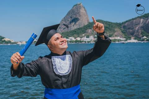 Fotos-de-formatura-criativa-ensaio-externo-aterro-do-flamengo-poses-individual-cadeira-formatura-rj-formandos-administracao-humanos-adm-design-psicologia-turismo-adm'