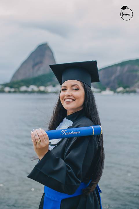Fotos-de-formatura-criativa-ensaio-externo-aterro-do-flamengo-poses-individual-cadeira-formatura-rj-formandos-administracao-humanos-adm-design-turismo'