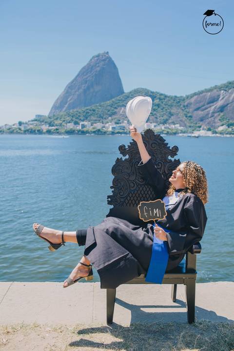 Fotos-de-formatura-criativa-ensaio-externo-aterro-do-flamengo-poses-individual-cadeira-formatura-rj-formandos-administracao-humanos-adm-design-psicologia-turismo-adm'