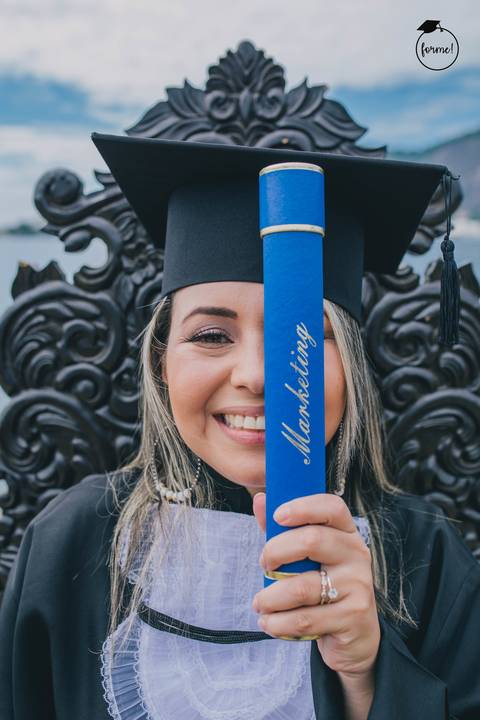 Fotos-de-formatura-criativa-ensaio-externo-aterro-do-flamengo-poses-individual-cadeira-formatura-rj-formandos-administracao-humanos-adm-design-psicologia-turismo-adm'