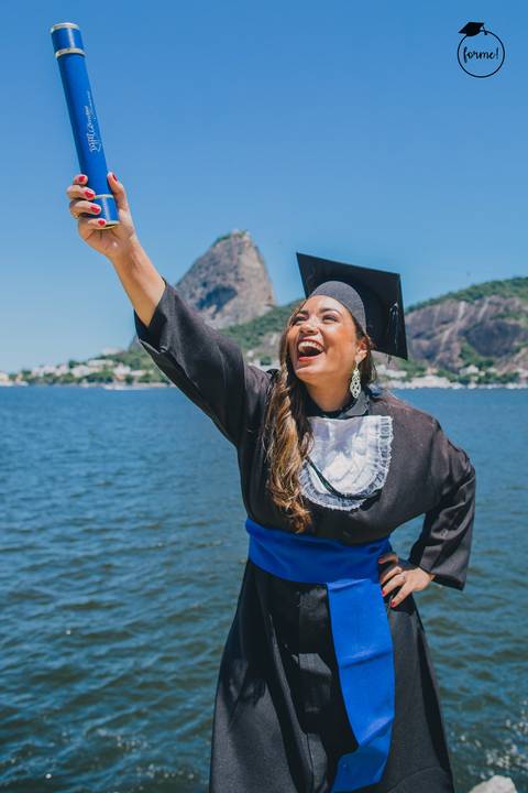 Fotos-de-formatura-criativa-ensaio-externo-aterro-do-flamengo-poses-individual-cadeira-formatura-rj-formandos-administracao-humanos-adm-design'