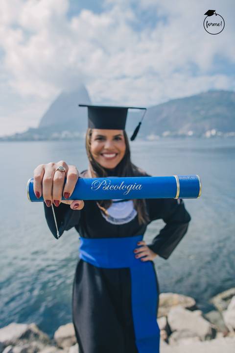 Fotos-de-formatura-criativa-ensaio-externo-aterro-do-flamengo-poses-individual-cadeira-formatura-rj-formandos-administracao-humanos-adm-design-psicologia-turismo-adm'