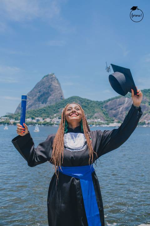 Fotos-de-formatura-criativa-ensaio-externo-aterro-do-flamengo-poses-individual-cadeira-formatura-rj-formandos-administracao-humanos-adm-design'