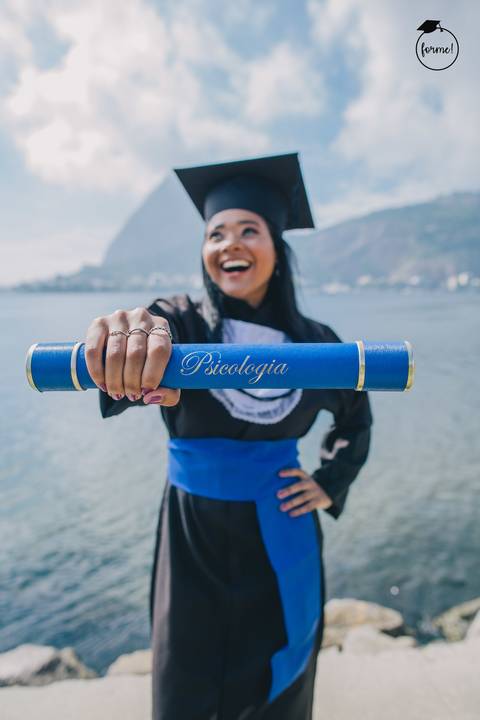 Fotos-de-formatura-criativa-ensaio-externo-aterro-do-flamengo-poses-individual-cadeira-formatura-rj-formandos-administracao-humanos-adm-design-psicologia-turismo-adm'