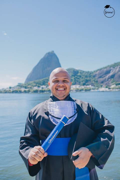 Fotos-de-formatura-criativa-ensaio-externo-aterro-do-flamengo-poses-individual-cadeira-formatura-rj-formandos-administracao-humanos-adm-design'