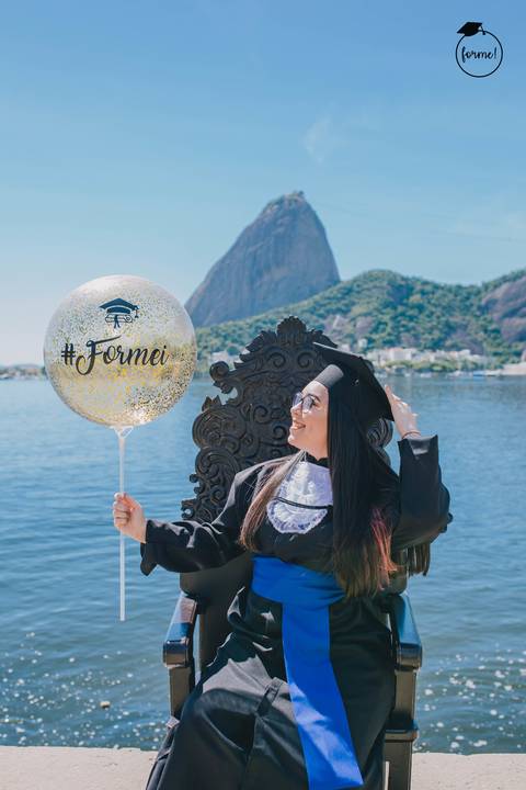 Fotos-de-formatura-criativa-ensaio-externo-aterro-do-flamengo-poses-individual-cadeira-formatura-rj-formandos-administracao-humanos-adm-design'