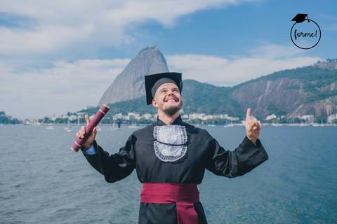 fotografia-de-formatura-criativa-odontologia-rj-monumento-estacio-de-sa-graduacao-ensaio-externo'