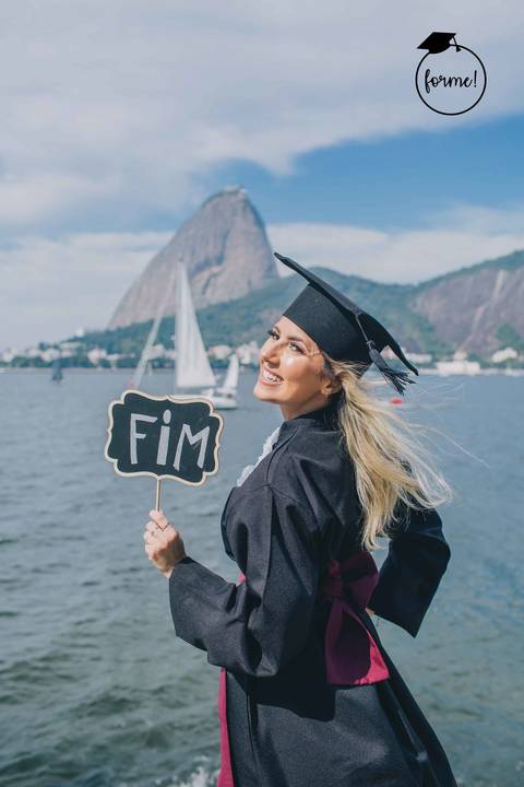 admistracao-fotos-criativas-direito-rj-monumento-estacio-de-sa-graduacao-ensaio-externo'