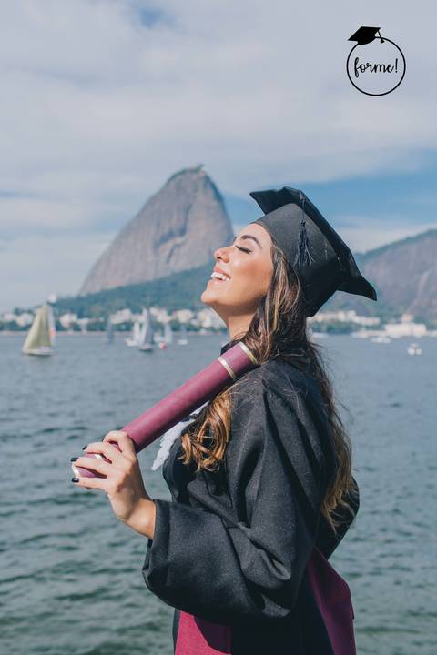 fotografia-de-formatura-criativa-odontologia-rj-monumento-estacio-de-sa-graduacao-ensaio-externo'