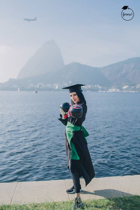 Fotos-de-formatura-criativa-ensaio-externo-rj-aterro-do-flamengo-poses-individual-cadeira-formatura-rj-formandos-administracao-humanos-adm-design-psicologia-nutricao-enfermagem-edfisica-medicina'
