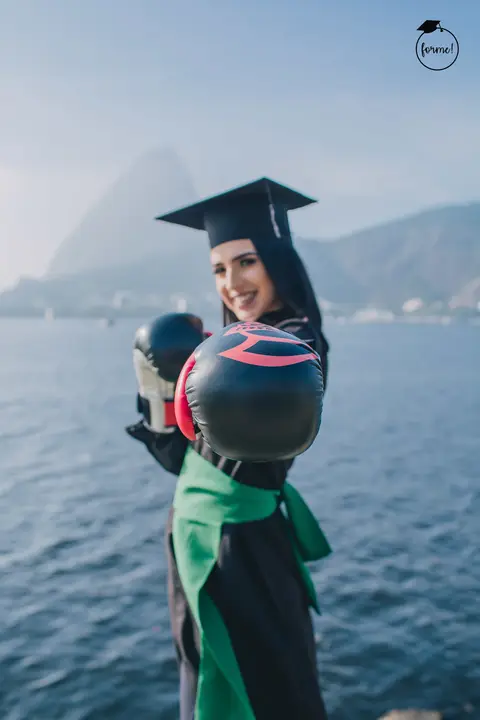 Fotos-de-formatura-criativa-ensaio-externo-rj-aterro-do-flamengo-poses-individual-cadeira-formatura-rj-formandos-administracao-humanos-adm-design-psicologia-nutricao-enfermagem-edfisica-medicina'