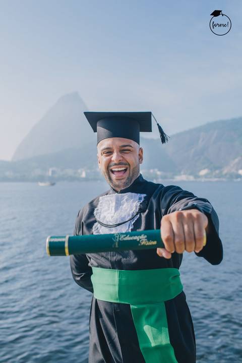 Fotos-de-formatura-criativa-ensaio-externo-rj-aterro-do-flamengo-poses-individual-cadeira-formatura-rj-formandos-administracao-humanos-adm-design-psicologia-nutricao-enfermagem-edfisica-medicina'
