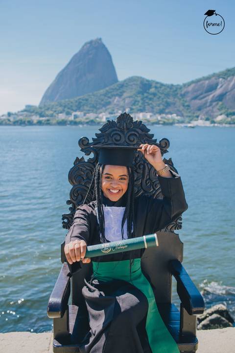 Fotos-de-formatura-criativa-ensaio-externo-rj-aterro-do-flamengo-poses-individual-cadeira-formatura-rj-formandos-administracao-humanos-adm-design-psicologia-nutricao-enfermagem-edfisica-medicina'