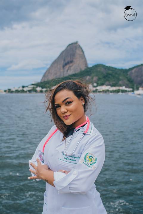 Fotos-de-formatura-criativa-ensaio-externo-rj-aterro-do-flamengo-poses-individual-cadeira-formatura-rj-formandos-administracao-humanos-adm-design-psicologia-nutricao-enfermagem-edfisica-medicina'