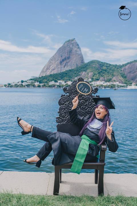 Fotos-de-formatura-criativa-ensaio-externo-rj-aterro-do-flamengo-poses-individual-cadeira-formatura-rj-formandos-administracao-humanos-adm-design-psicologia-nutricao-enfermagem-edfisica-medicina'